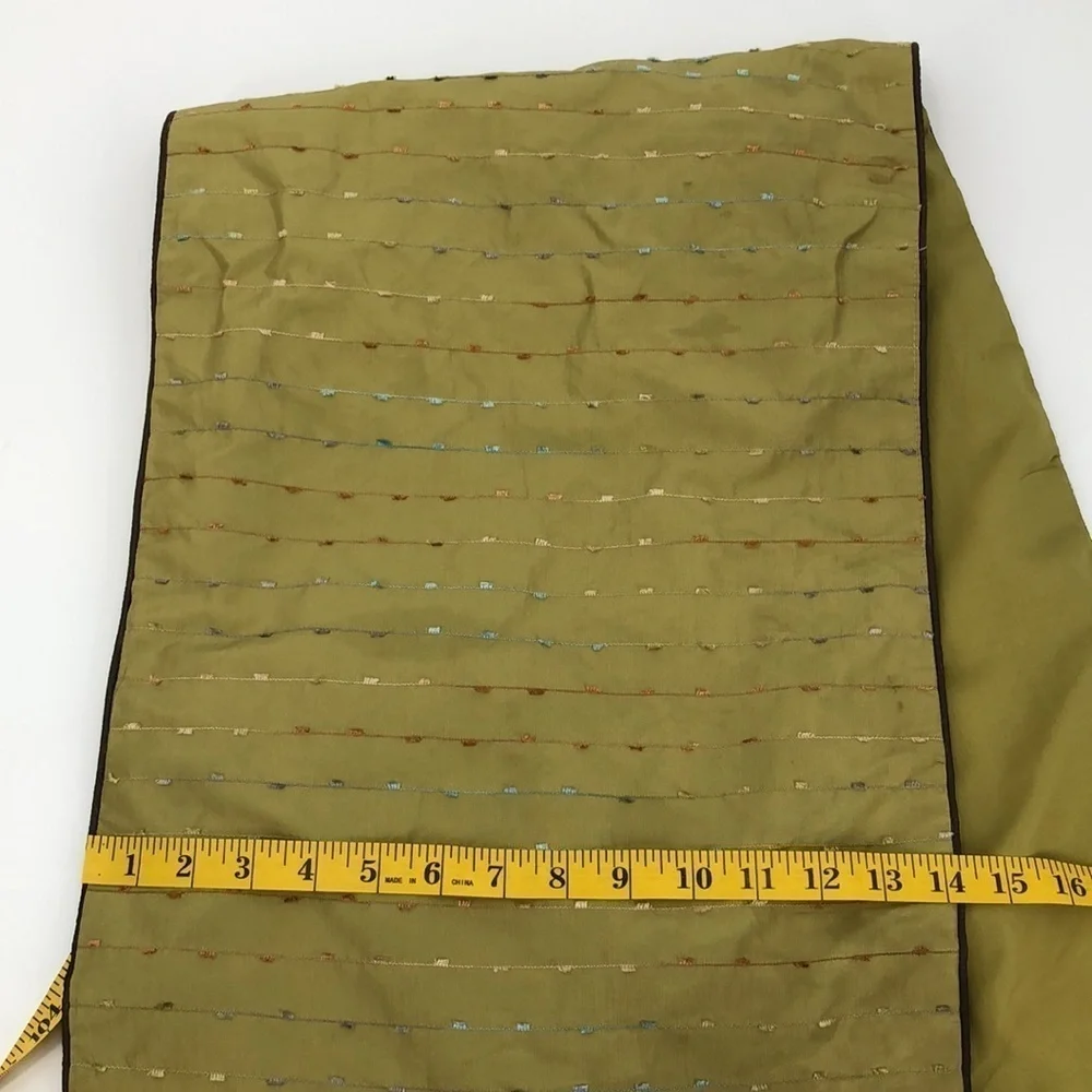 Pier 1 Imports Bloomsbury Table Runner 14”x72” Dry Clean 109% Polyester 2083253